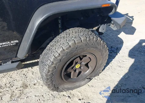 2015 Jeep Wrangler Unlimited Rubicon z USA, uszkodzony, nr VIN 1C4HJWFG0FL612648